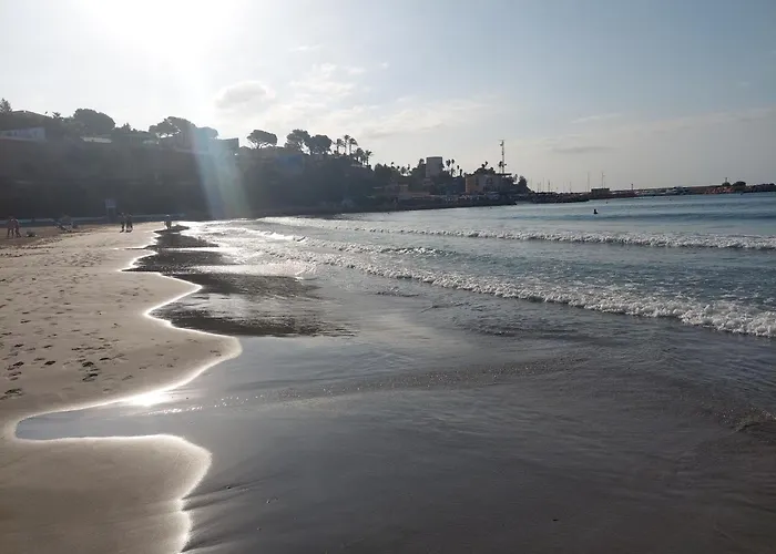 Casa Billarose - Lovely House Overlooking Pool & Walking Distance To The Beach And Restaurants